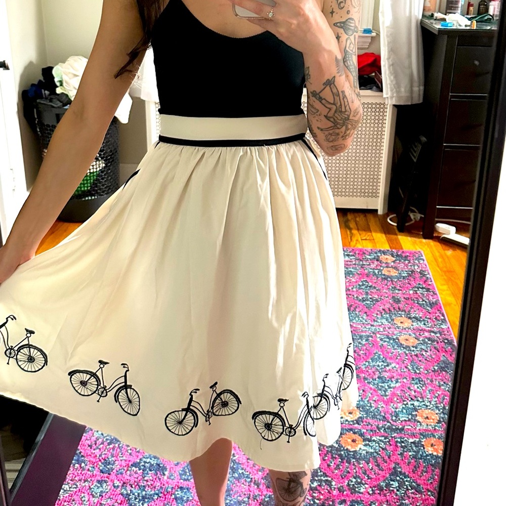 Cream Midi Skirt with Black Detail